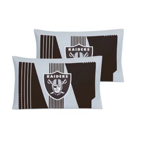 Las Vegas Raiders NFL Bed-In-A-Bag Comforter and Sheet Set - Picture 4 of 8